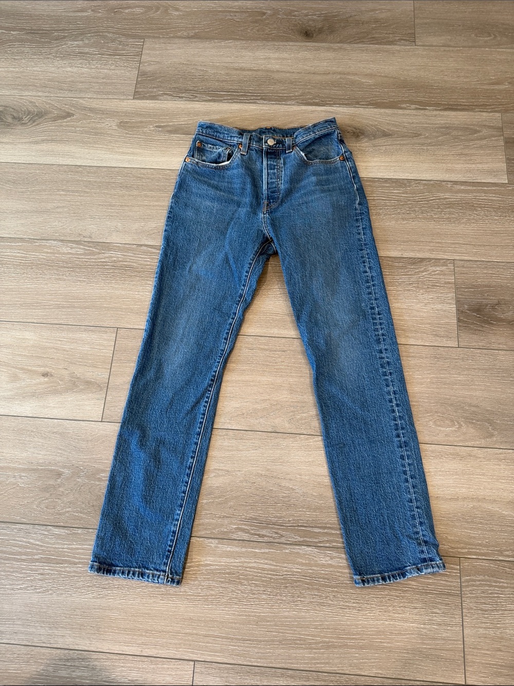 Classic Women's Levis Straight-Leg Jeans